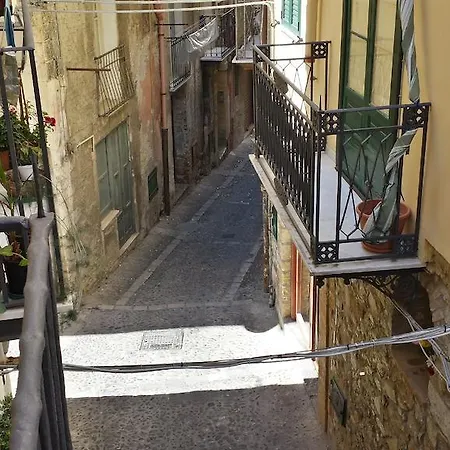 Madema B&B-2